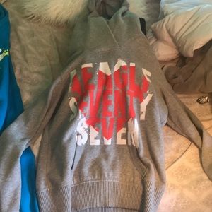 American eagle super soft and comfy sweatshirt!